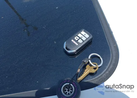 2011 Honda Odyssey Ex-L from USA, damaged, VIN 5FNRL5H69BB084344